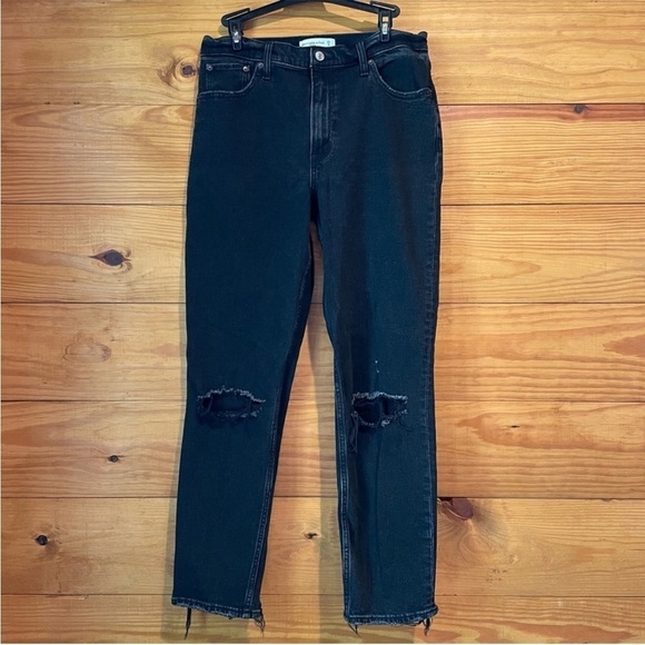 Abercrombie & Fitch The Mom High Rise Faded Black Distressed Jeans 29 Long - Picture 1 of 10